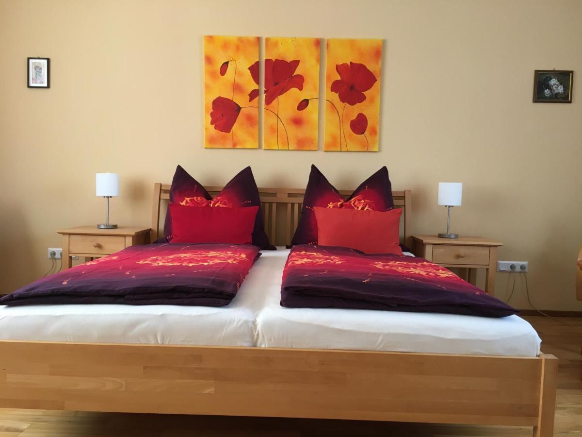 Ferienappartement Regina Schrems  Экстерьер фото