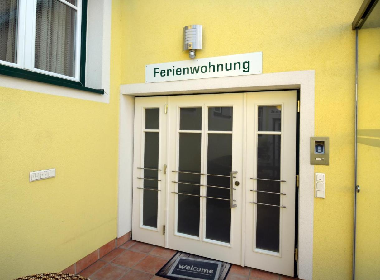 Ferienappartement Regina Schrems  Экстерьер фото